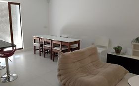 Apartamento Con Parking Gratuito A 500 M De La Playa